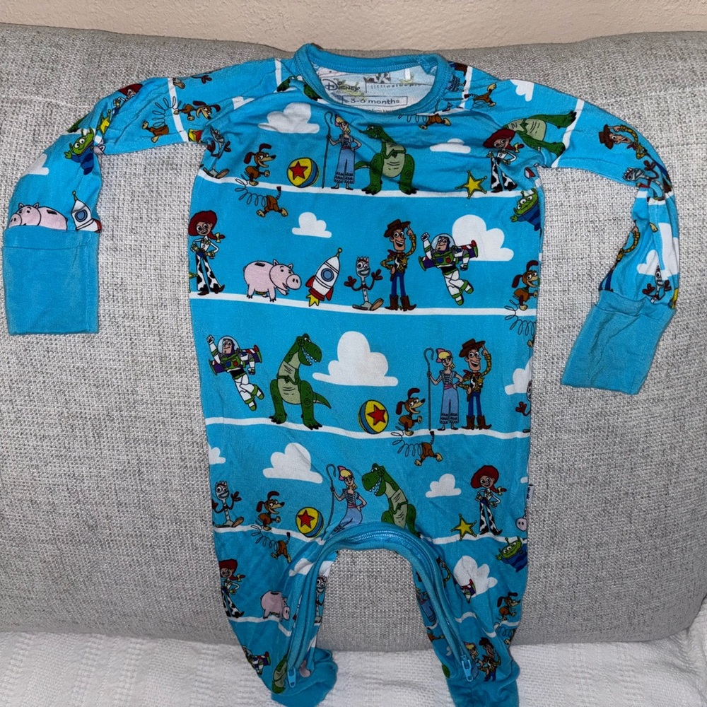 Disney Toy Story little sleepies outfit like new